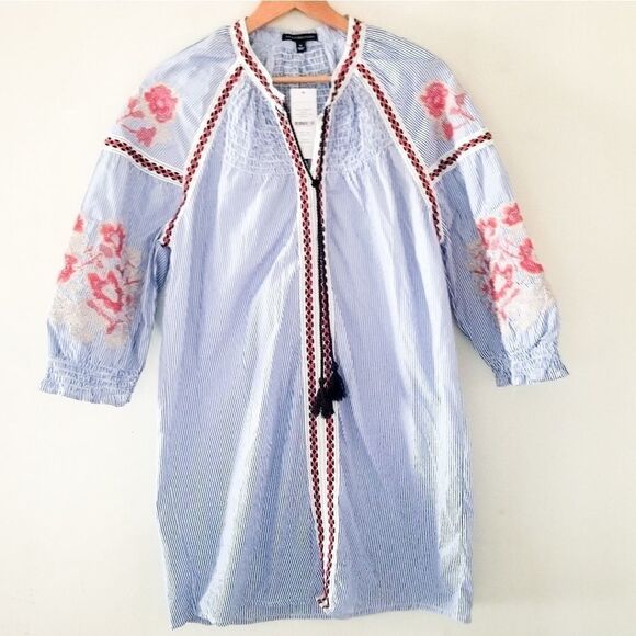 Signature studio dress with embroidery details - Picture 1 of 8